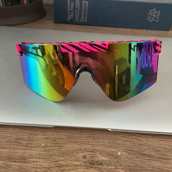 Pit Viper Accessories Pit Viper The Hot Tropics Sunglasses Poshmark Pit Viper Accessories Pit Viper The Hot Tropics Sunglasses Poshmark